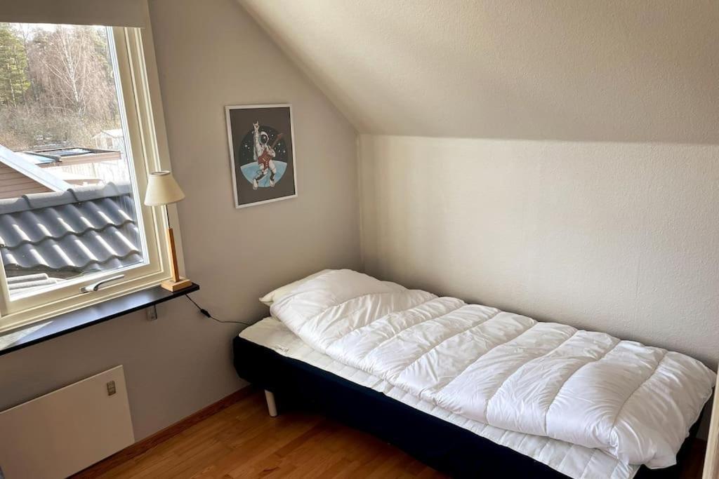 Villa Familjevaenligt Hus Naera Isaberg! Hestra Exterior foto