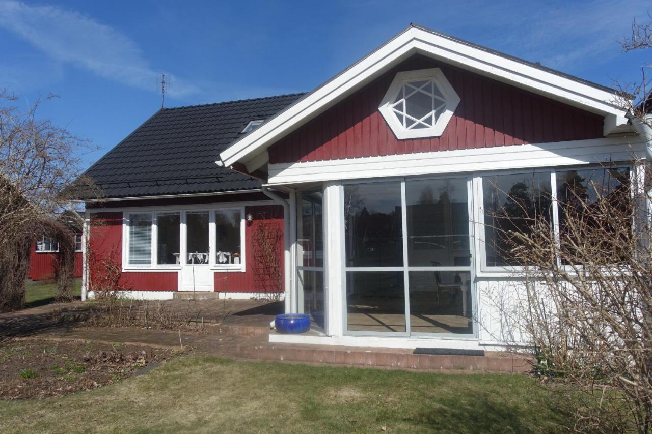 Villa Familjevaenligt Hus Naera Isaberg! Hestra Exterior foto